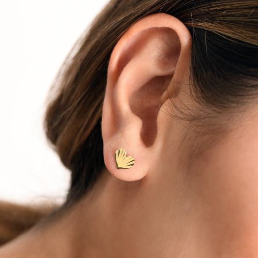 Heart Earrings in 18k Yellow Gold-Medium