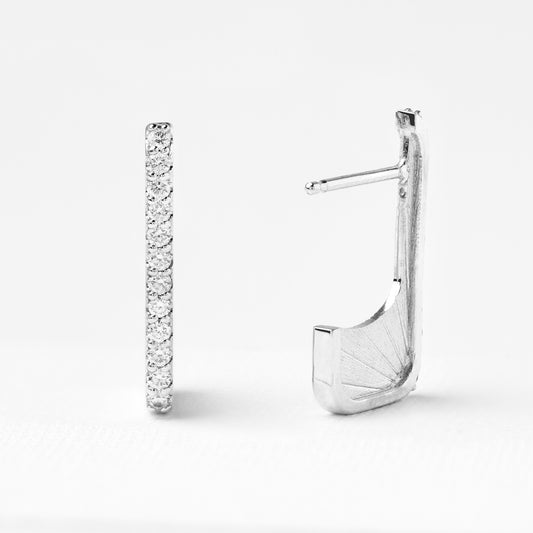 Huggie Earrings in 18K White Gold - Medium